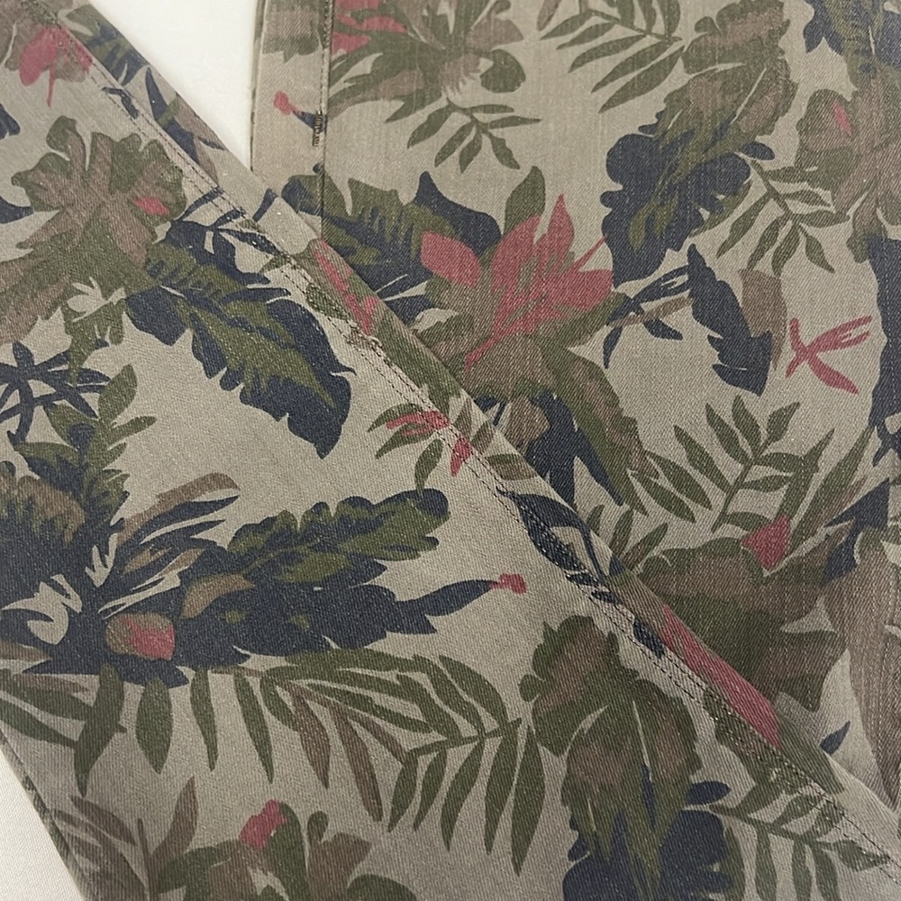 Hudson Krista Super Skinny Floral Print Green Jeans Mid-Rise - Size 26